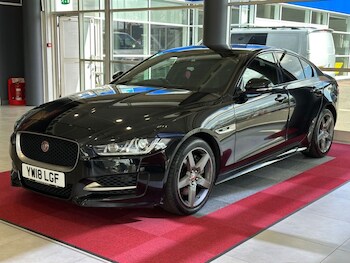 Used Jaguar XE 2018 for sale - 78181003: Photo