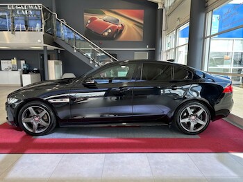 Used Jaguar XE 2018 for sale - 78181003: Photo