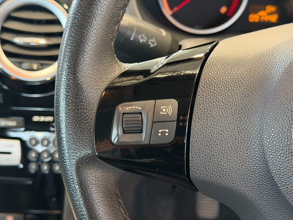 Used Vauxhall Corsa 2009 for sale - 78180916: Photo 18