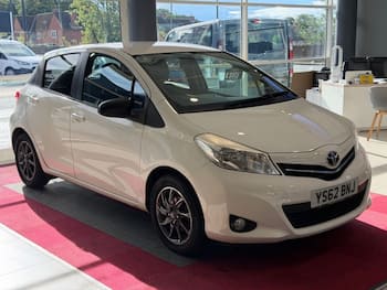 Used Toyota Yaris 2012 for sale - 79829189: Photo