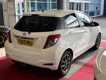 Used Toyota Yaris 2012 for sale - 79829189: Photo