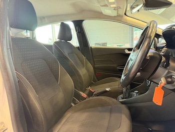 Used Ford Fiesta 2018 for sale - 79371281: Photo