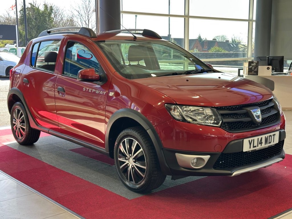 Used Dacia Sandero Stepway 2014 for sale - 78181063: Photo 2