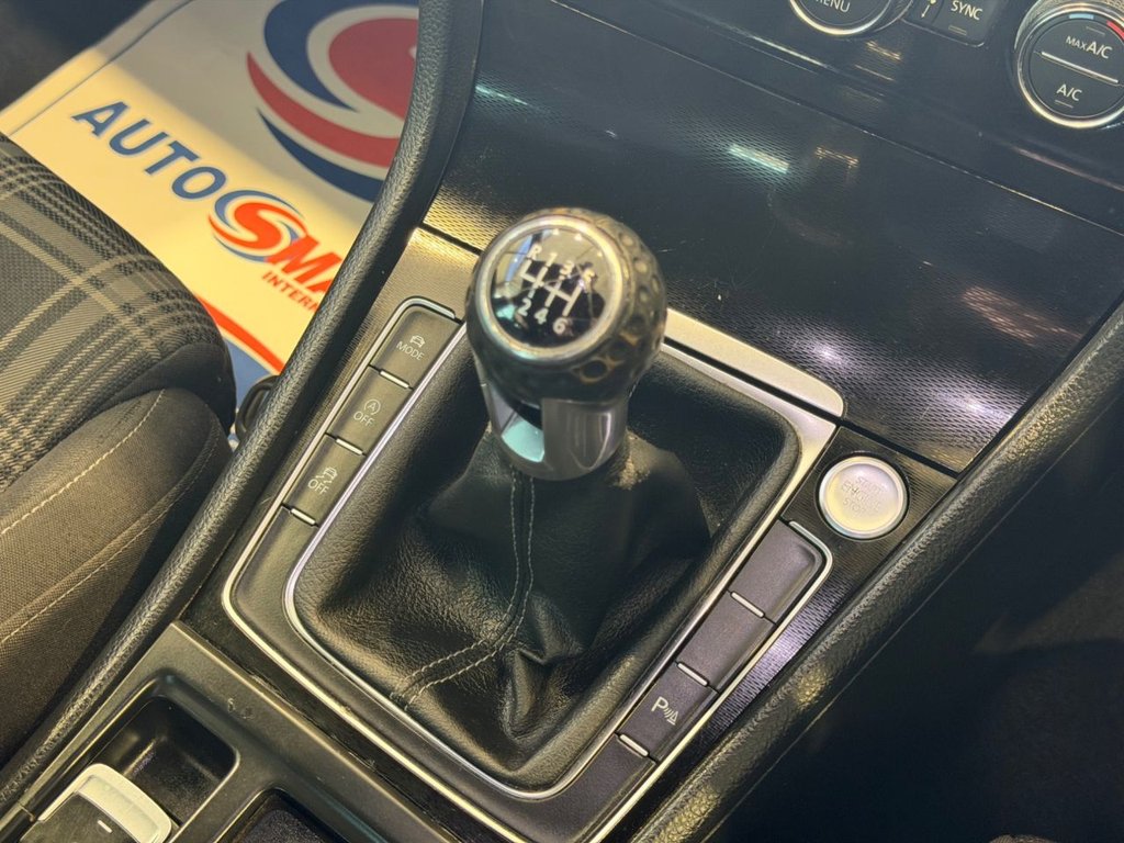 Used Volkswagen Golf 2015 for sale - 78181000: Photo 22