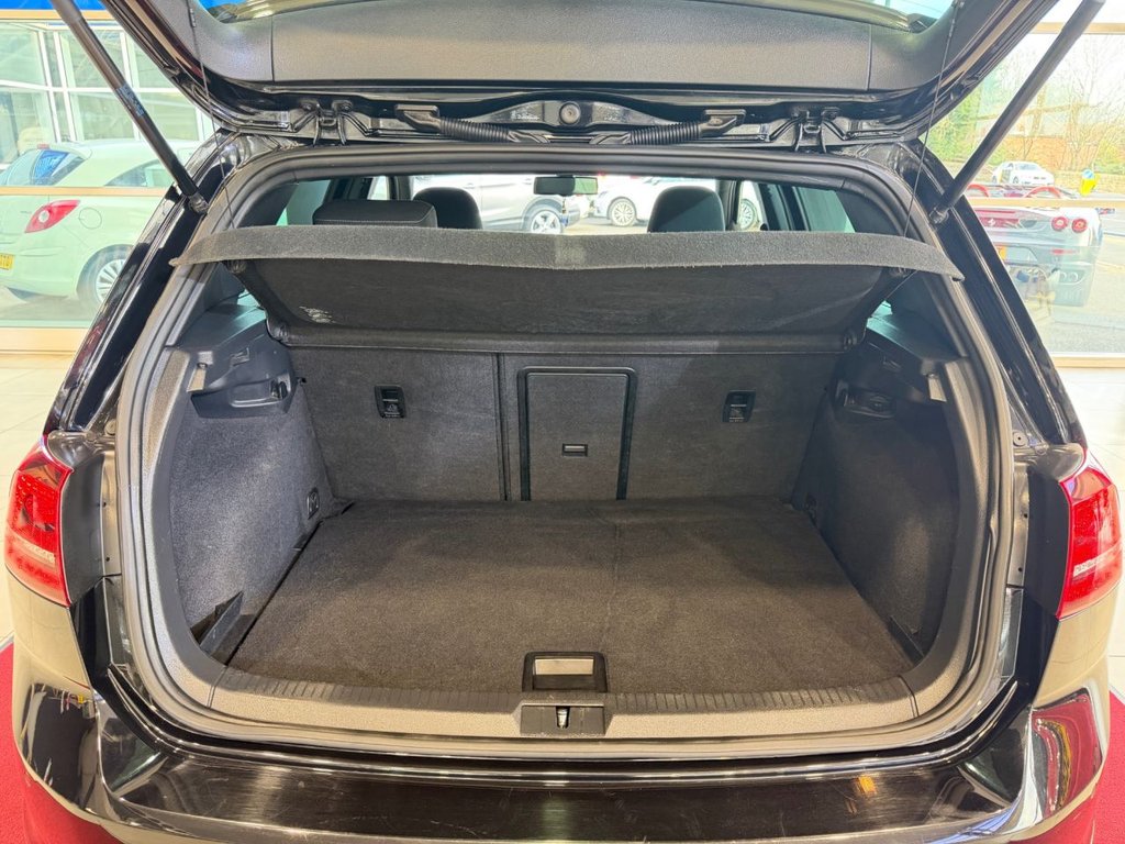 Used Volkswagen Golf 2015 for sale - 78181000: Photo 26