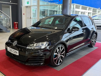 Used Volkswagen Golf 2015 for sale - 78181000: Photo