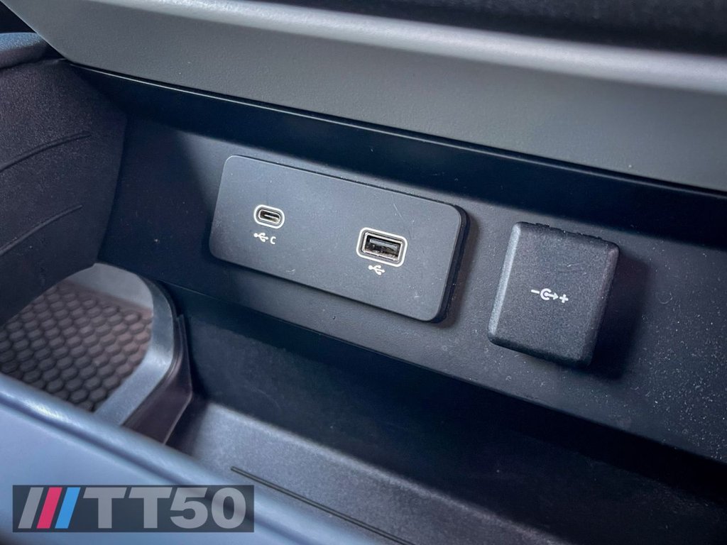 Used Land Rover Defender 2021 for sale - 77627015: Photo 29