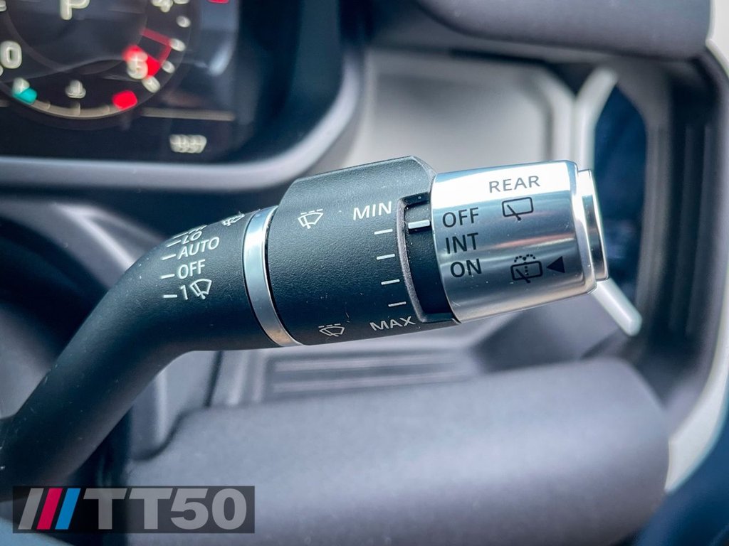 Used Land Rover Defender 2021 for sale - 77627015: Photo 31