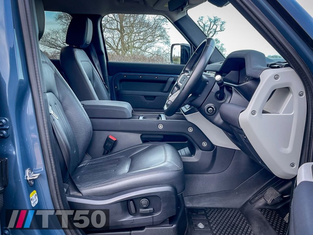 Used Land Rover Defender 2021 for sale - 77627015: Photo 35