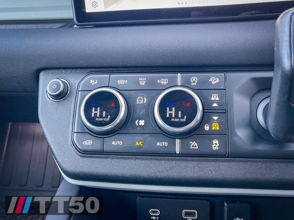 Used Land Rover Defender 2021 for sale - 77627015: Photo 5