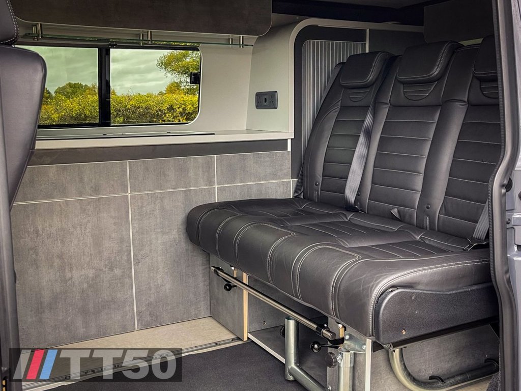 Used Volkswagen Transporter 2022 for sale - 76474635: Photo 3