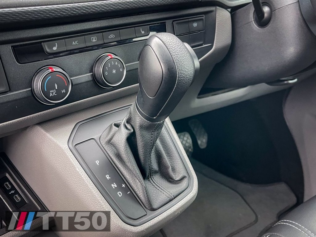 Used Volkswagen Transporter 2022 for sale - 76474635: Photo 5