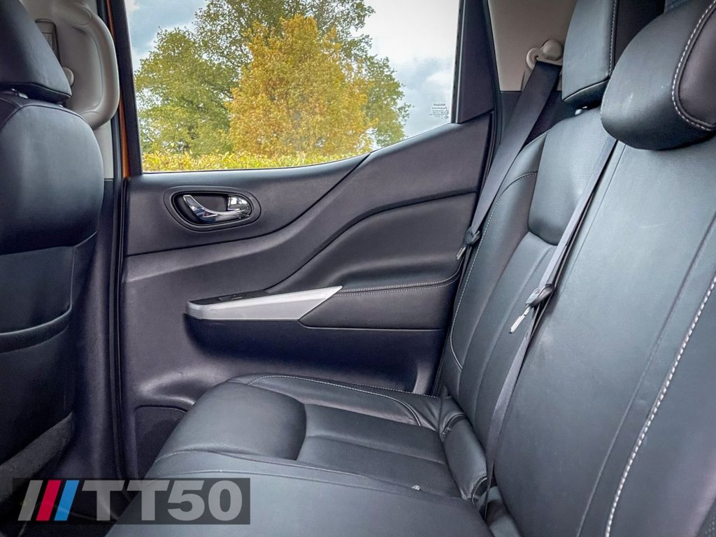 Used Nissan Navara 2016 for sale - 76486950: Photo 34