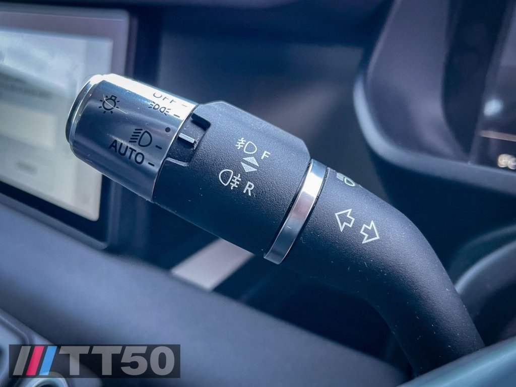 Used Land Rover Defender 2021 for sale - 77457611: Photo 30