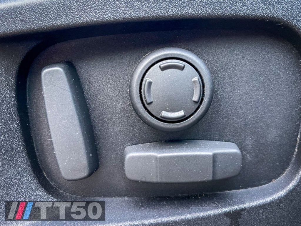 Used Land Rover Defender 2021 for sale - 77457611: Photo 33