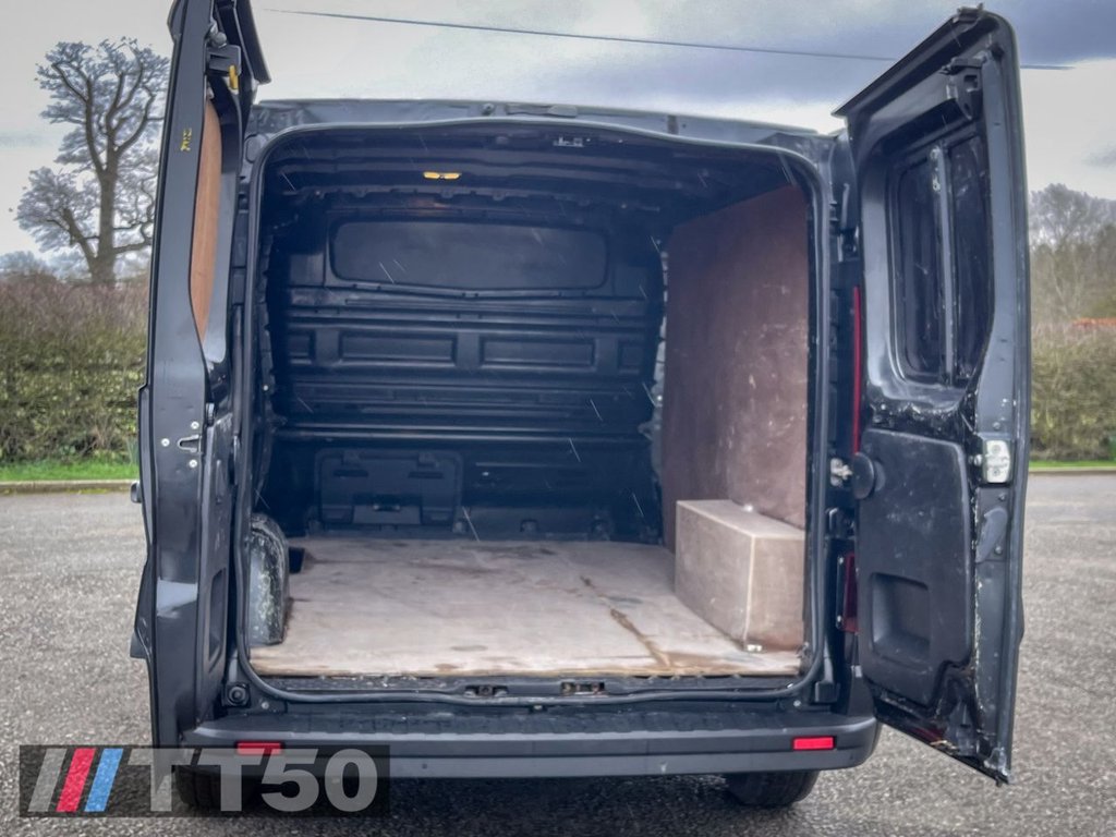 Used Vauxhall Vivaro 2018 for sale - 77534149: Photo 14