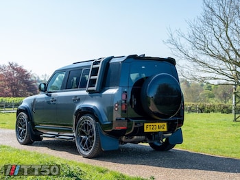 Used Land Rover Defender 2023 for sale - 78518456: Photo