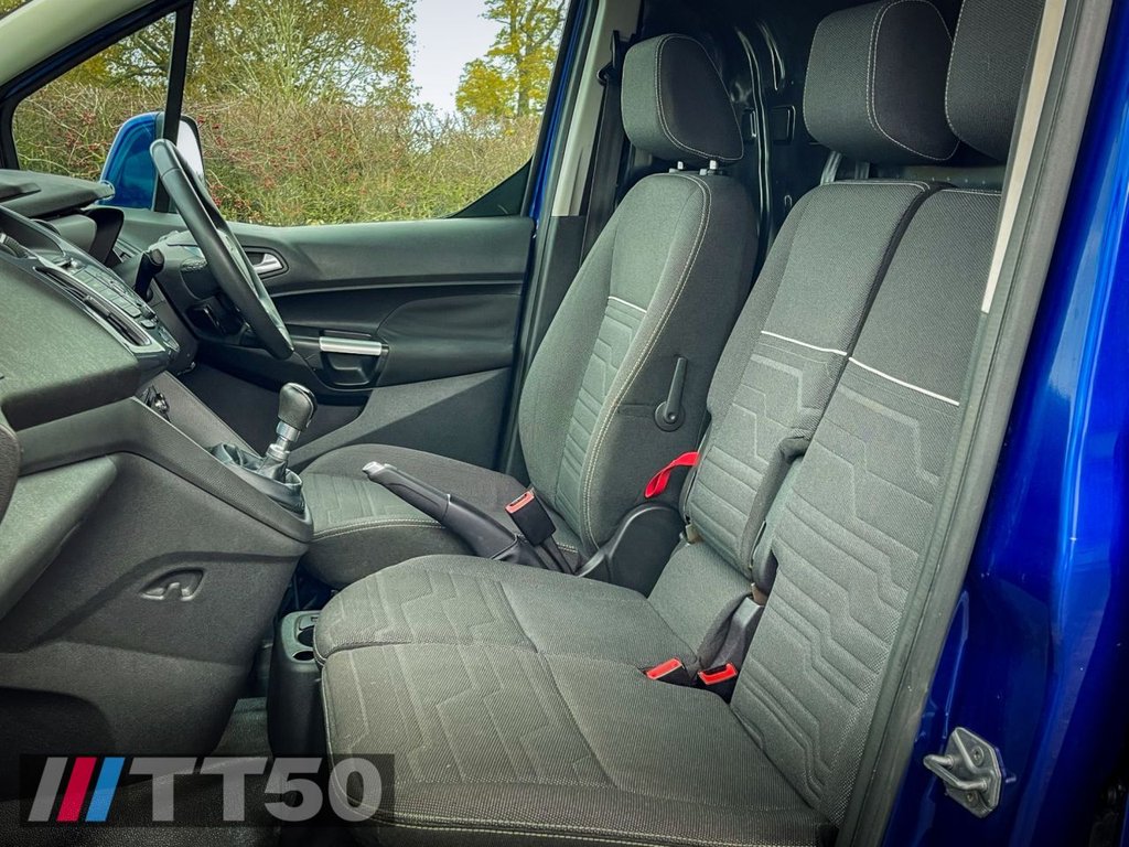 Used Ford Transit Connect 2015 for sale - 76717182: Photo 4