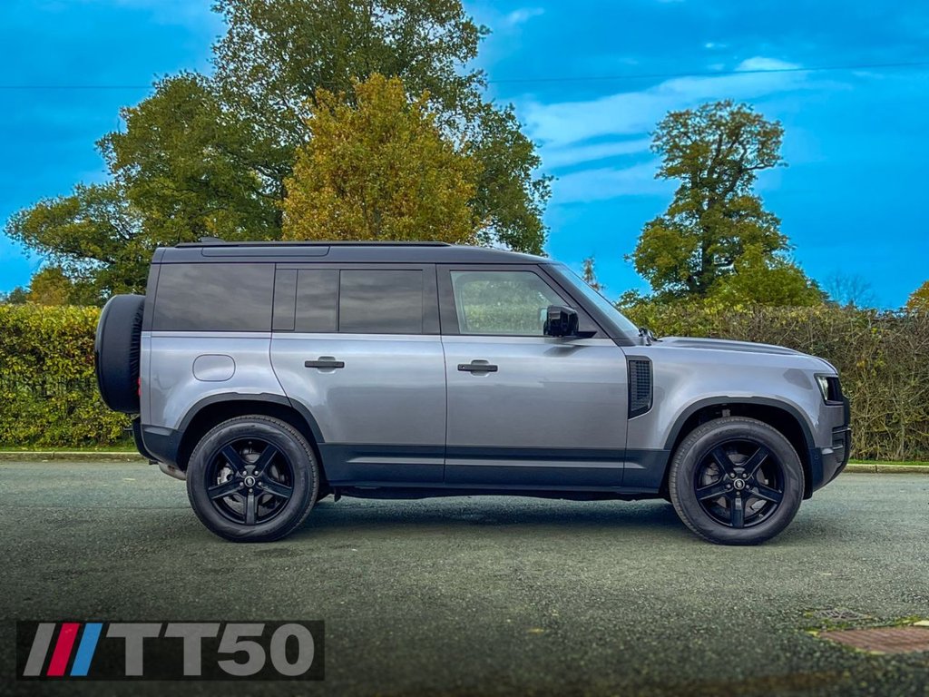 Used Land Rover Defender 2021 for sale - 76486965: Photo 14