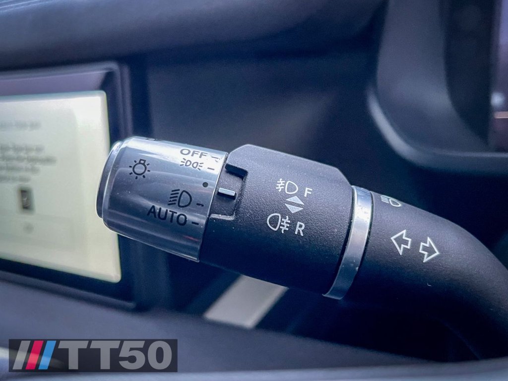 Used Land Rover Defender 2021 for sale - 76486965: Photo 26