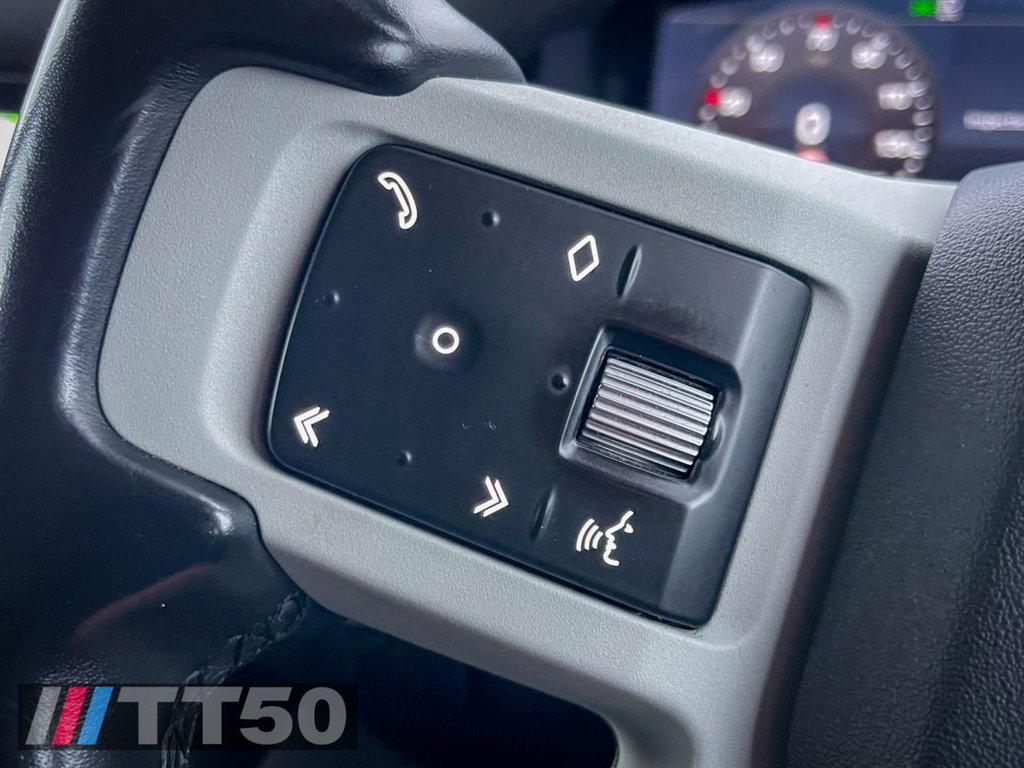 Used Land Rover Defender 2021 for sale - 76486965: Photo 33