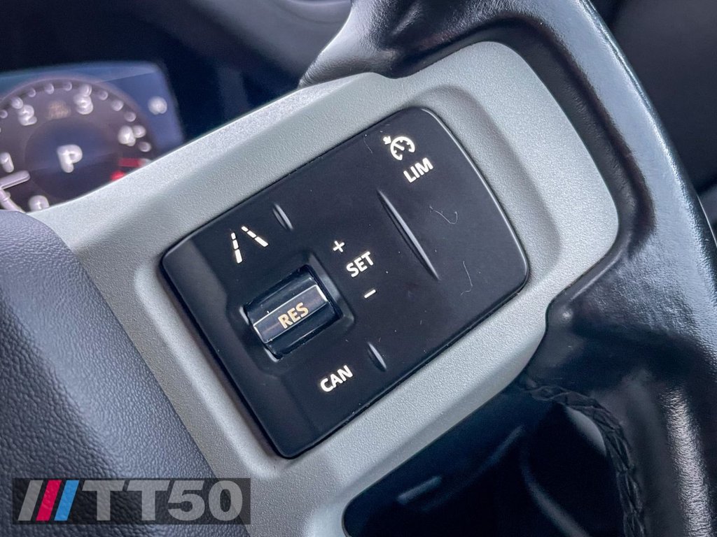 Used Land Rover Defender 2021 for sale - 76486965: Photo 35