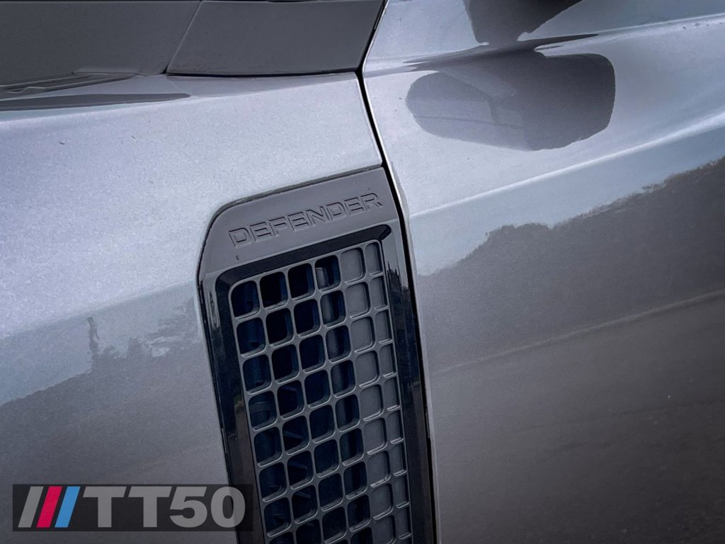 Used Land Rover Defender 2021 for sale - 76486965: Photo 41