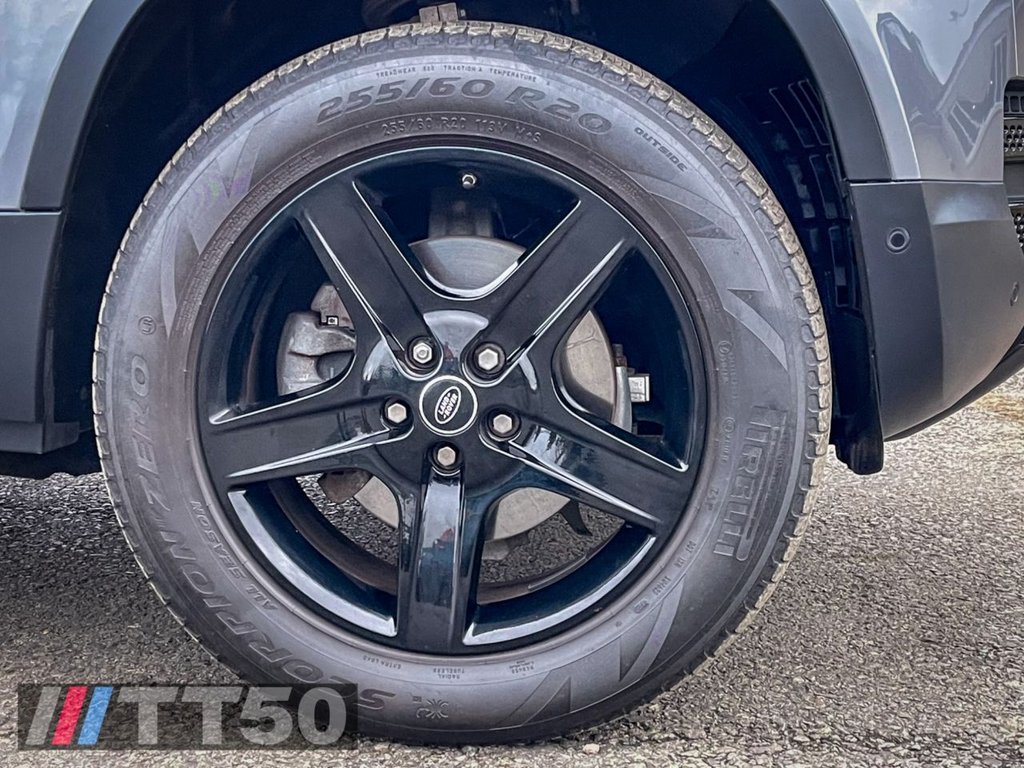 Used Land Rover Defender 2021 for sale - 76486965: Photo 45