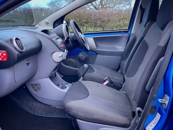 Used Toyota AYGO 2010 for sale - 77355615: Photo