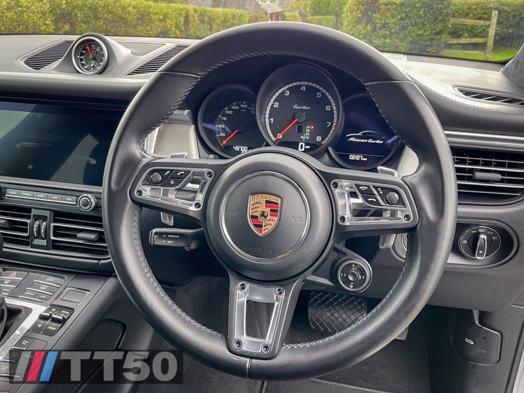 Used Porsche Macan 2020 for sale - 76216857: Photo 23
