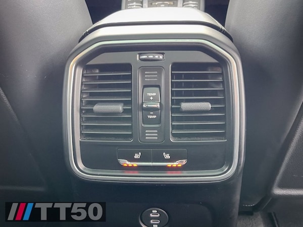 Used Porsche Macan 2020 for sale - 76216857: Photo 44