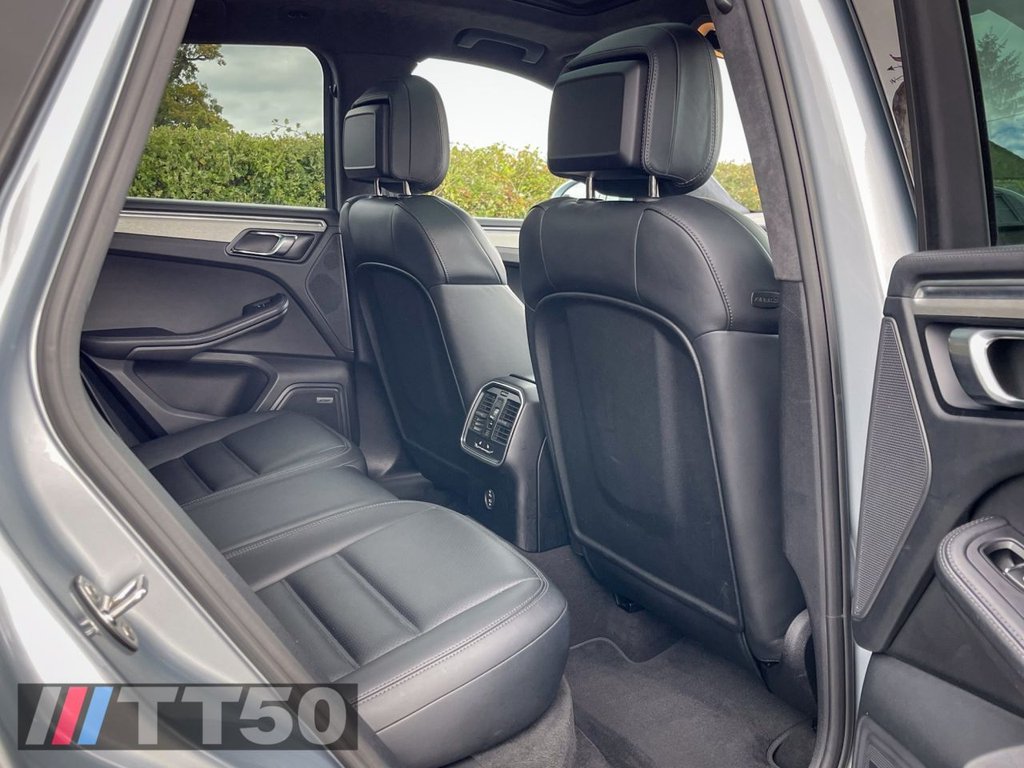 Used Porsche Macan 2020 for sale - 76216857: Photo 45