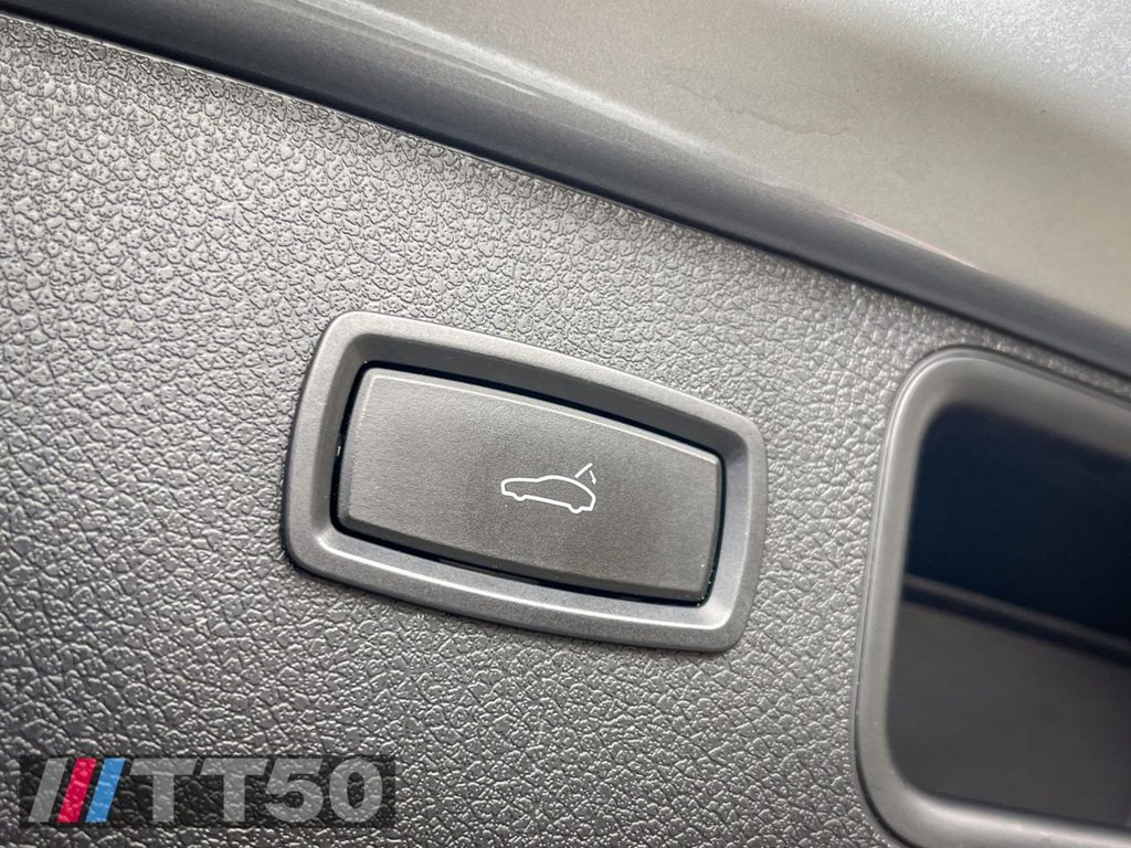 Used Porsche Macan 2020 for sale - 76216857: Photo 48