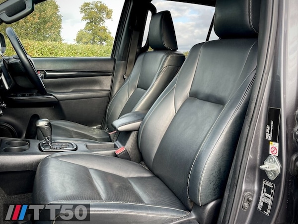 Used Toyota Hilux 2019 for sale - 76223226: Photo 16