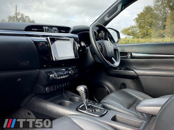 Used Toyota Hilux 2019 for sale - 76223226: Photo 17