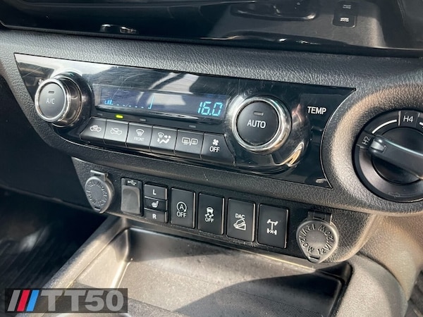 Used Toyota Hilux 2019 for sale - 76223226: Photo 23