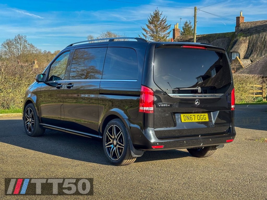 Used Mercedes-Benz V-Class 2017 for sale - 77720436: Photo 12