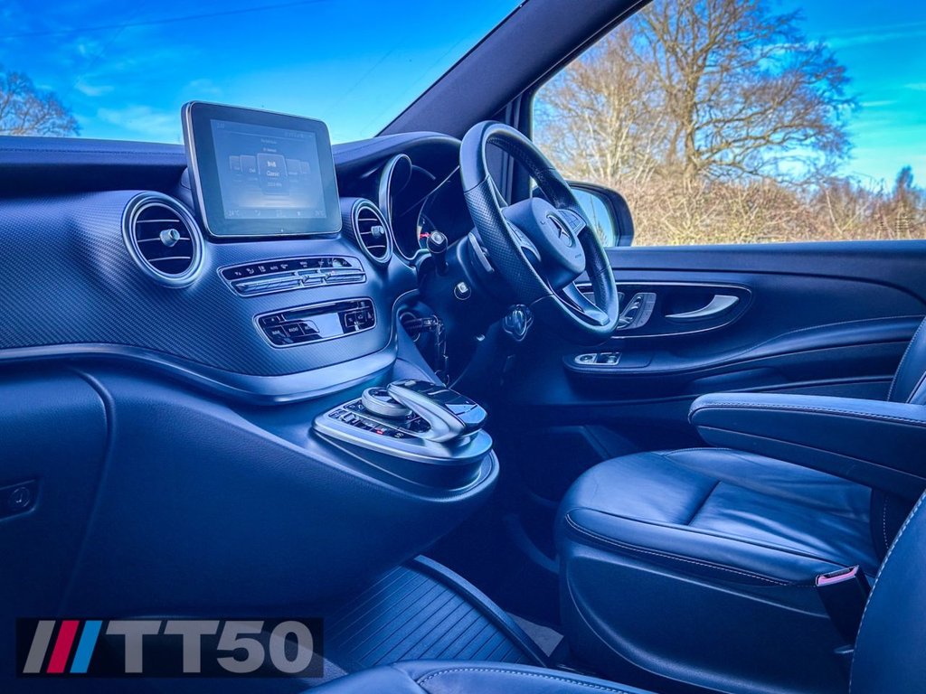 Used Mercedes-Benz V-Class 2017 for sale - 77720436: Photo 17