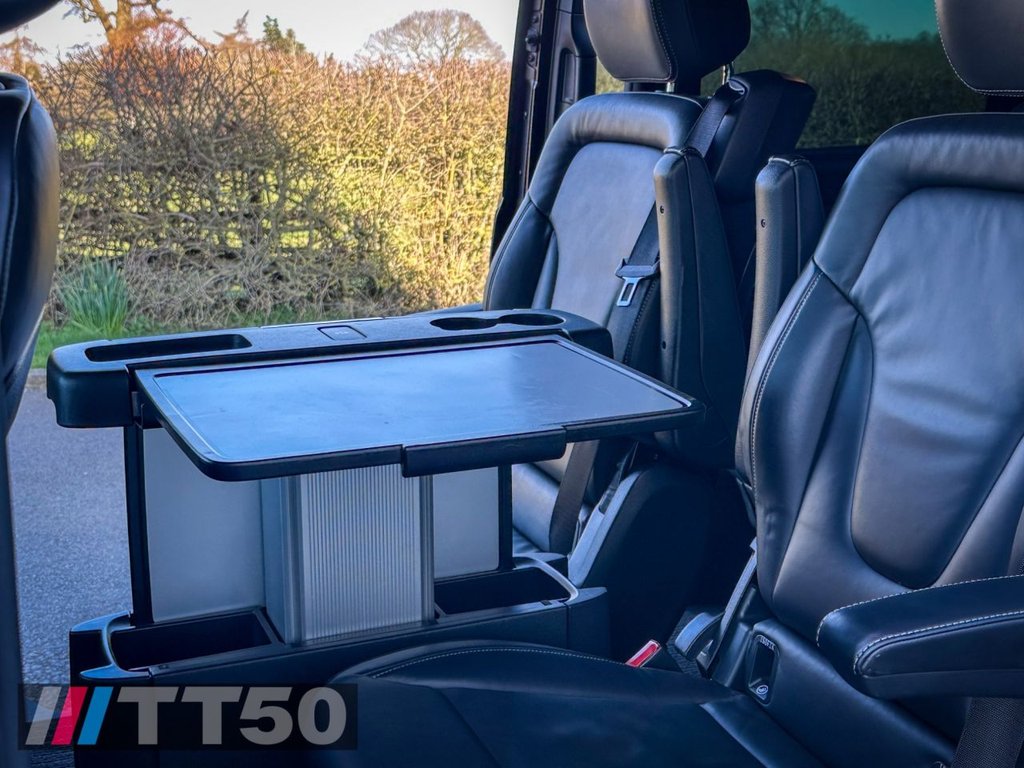 Used Mercedes-Benz V-Class 2017 for sale - 77720436: Photo 42