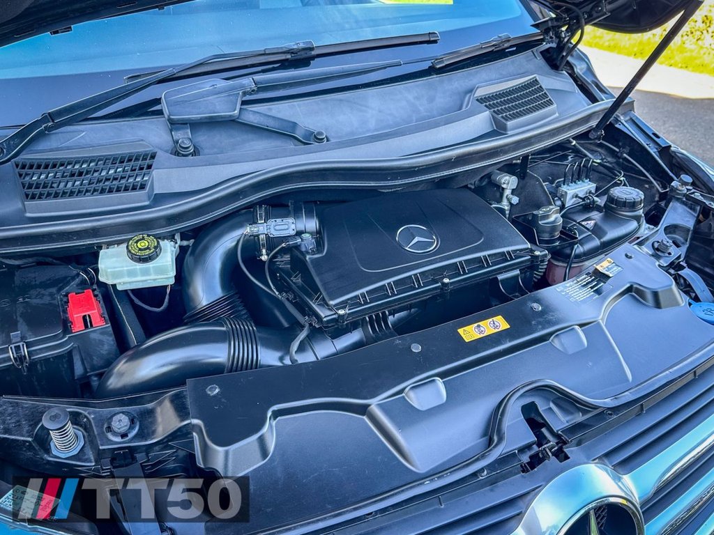 Used Mercedes-Benz V-Class 2017 for sale - 77720436: Photo 47