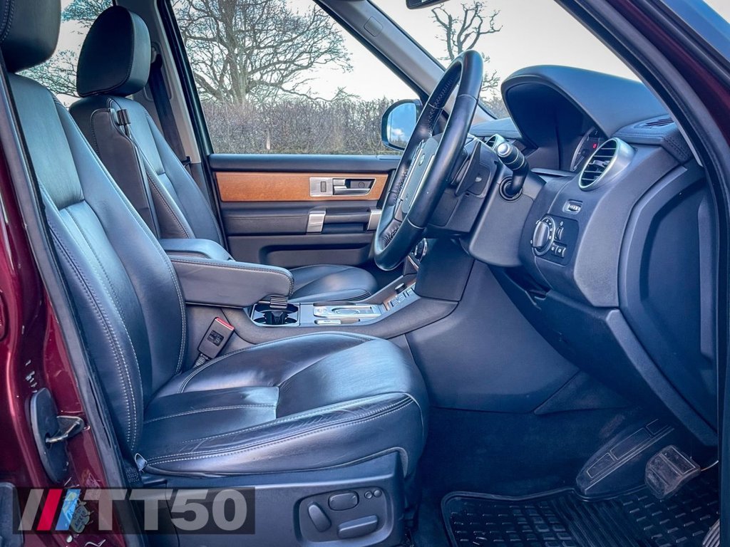 Used Land Rover Discovery 4 2015 for sale - 76966310: Photo 21