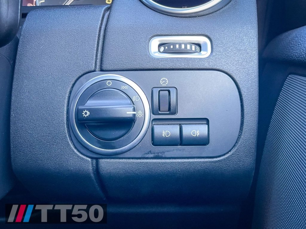 Used Land Rover Discovery 4 2015 for sale - 76966310: Photo 27