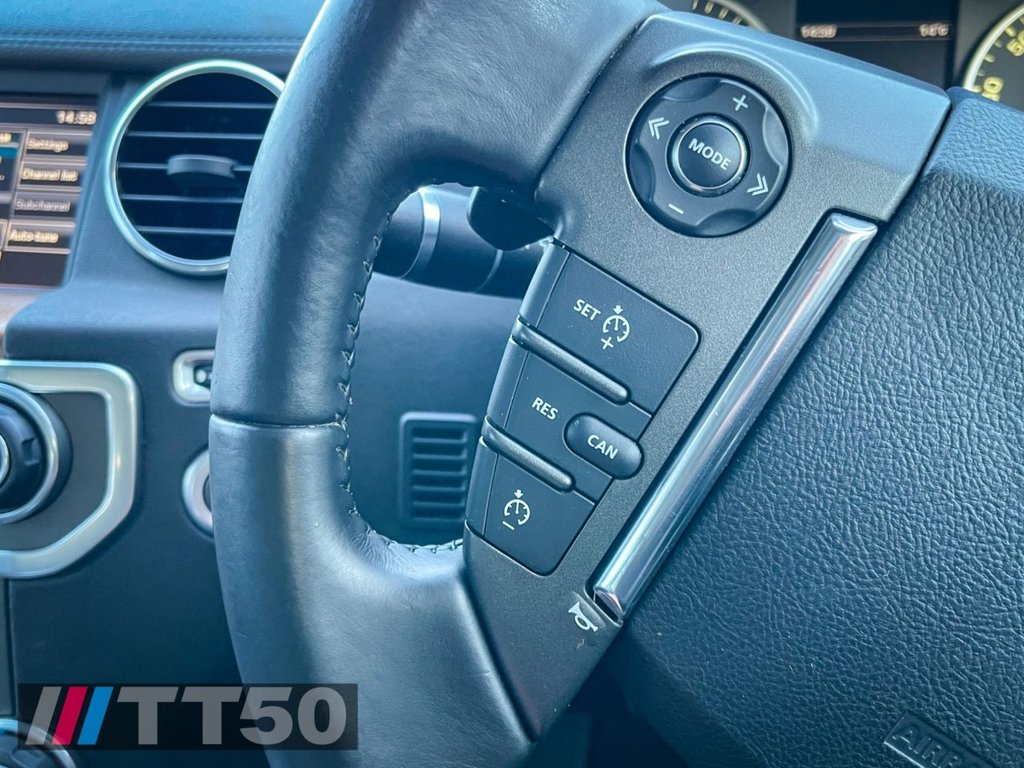 Used Land Rover Discovery 4 2015 for sale - 76966310: Photo 30