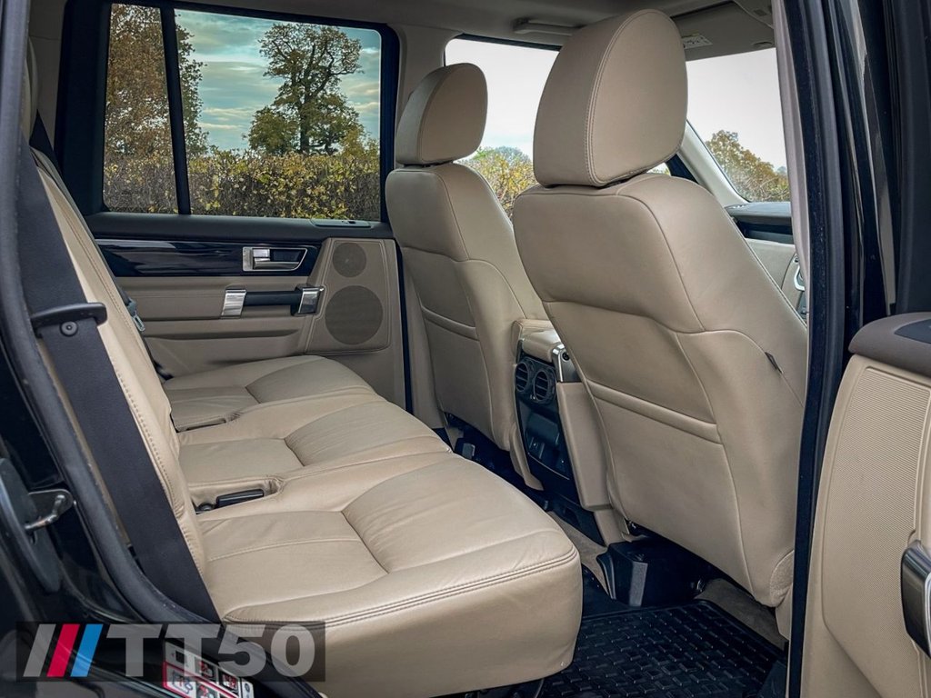 Used Land Rover Discovery 2014 for sale - 76496167: Photo 17