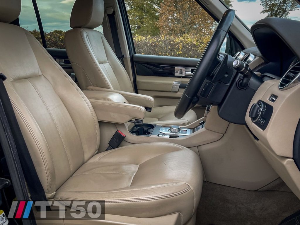 Used Land Rover Discovery 2014 for sale - 76496167: Photo 31