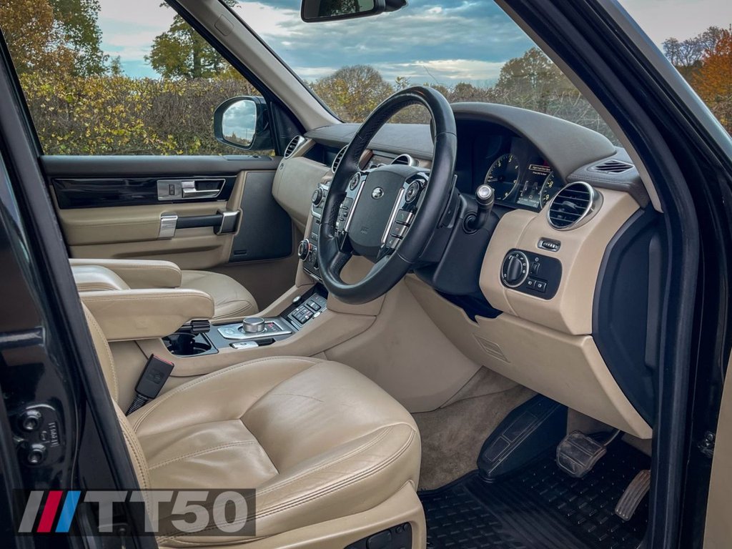 Used Land Rover Discovery 2014 for sale - 76496167: Photo 32