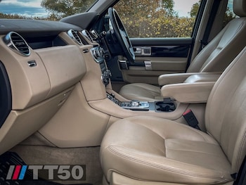 Used Land Rover Discovery 2014 for sale - 76496167: Photo