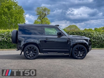 Used Land Rover Defender 2023 for sale - 78518510: Photo
