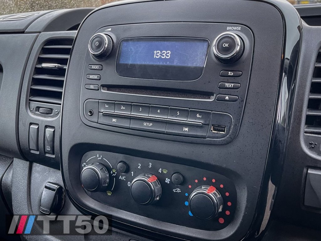 Used Vauxhall Vivaro 2018 for sale - 77621210: Photo 18