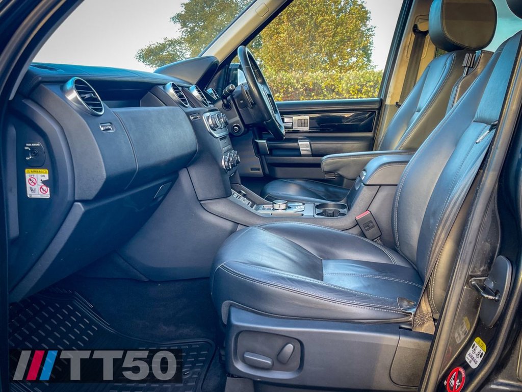 Used Land Rover Discovery 2015 for sale - 76400367: Photo 18